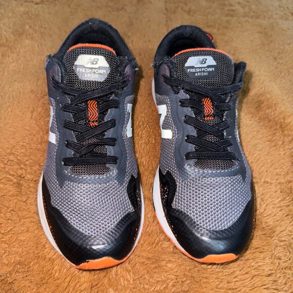 New Balance Fresh Foam Arishi v3 Youth Running Shoes (Size 1Y) – Black/Orange - Picture 4 of 9